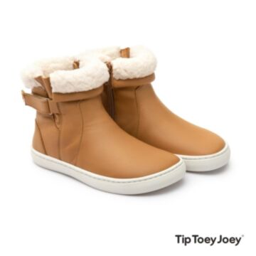 Tip Toey Joey Dobby Hay